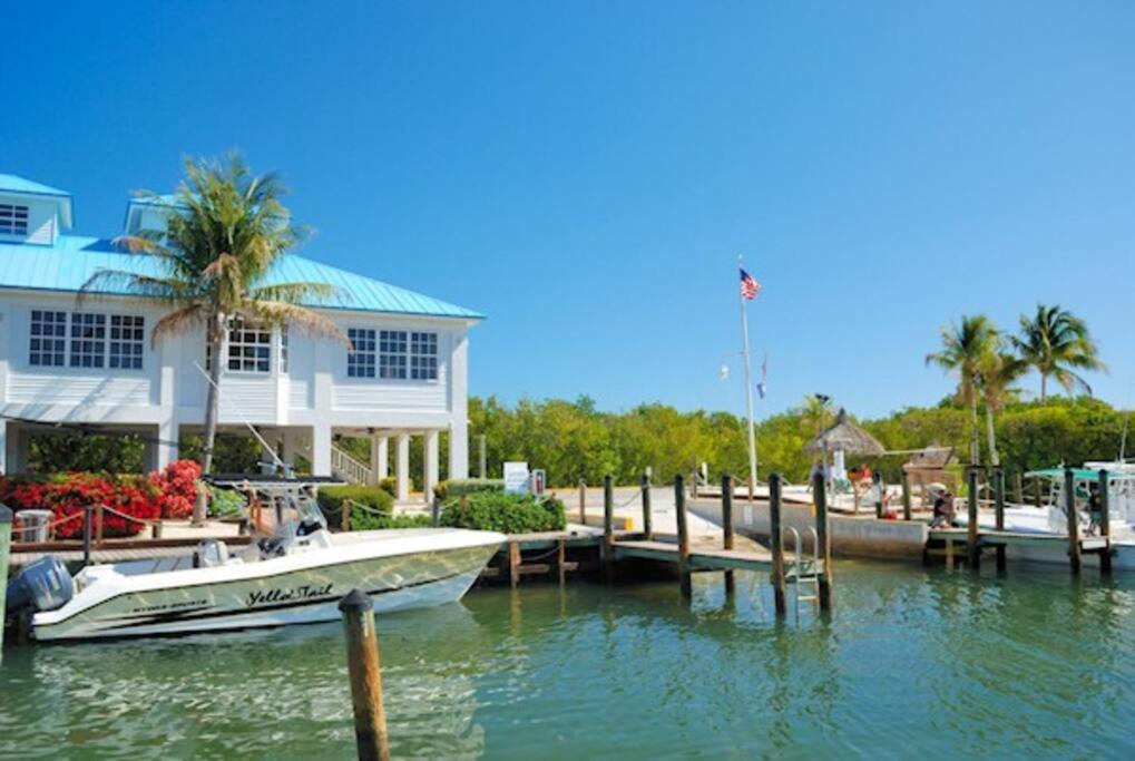 Welcome To The Pelican Lodge ! Tavernier Bagian luar foto